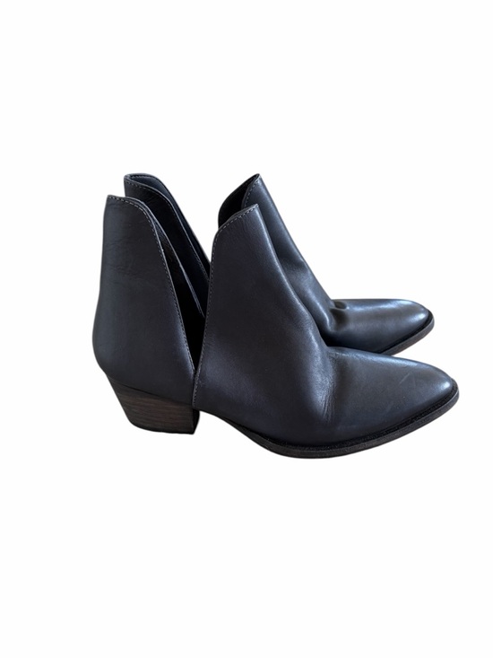 EUC Free People Black Chelsea
Ankle Boots with Pointed Toe EU 37 Leather Western - Picture 2 of 9